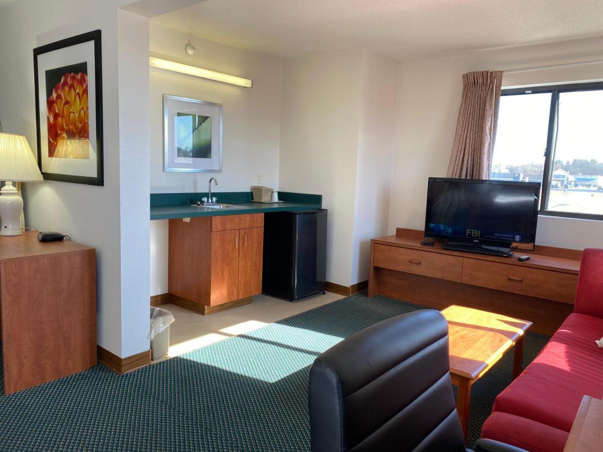 Hotel & 2*